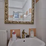 Comfort דירה טריפוליס